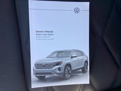 2026 Volkswagen Atlas Cross Sport SE with Technology