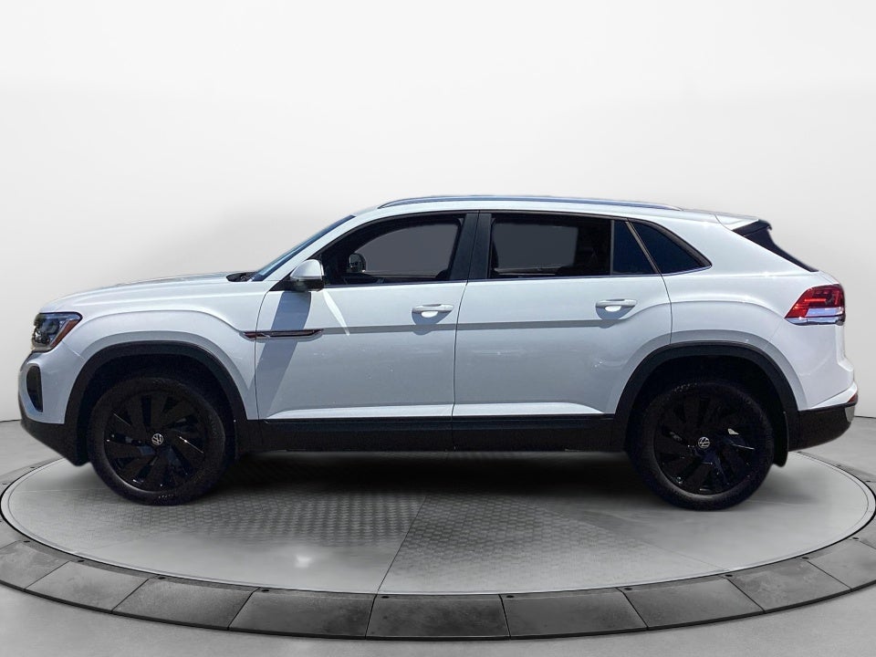 2026 Volkswagen Atlas Cross Sport SE with Technology