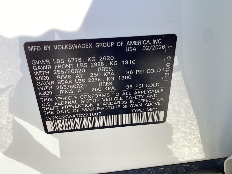 2026 Volkswagen Atlas Cross Sport SE with Technology