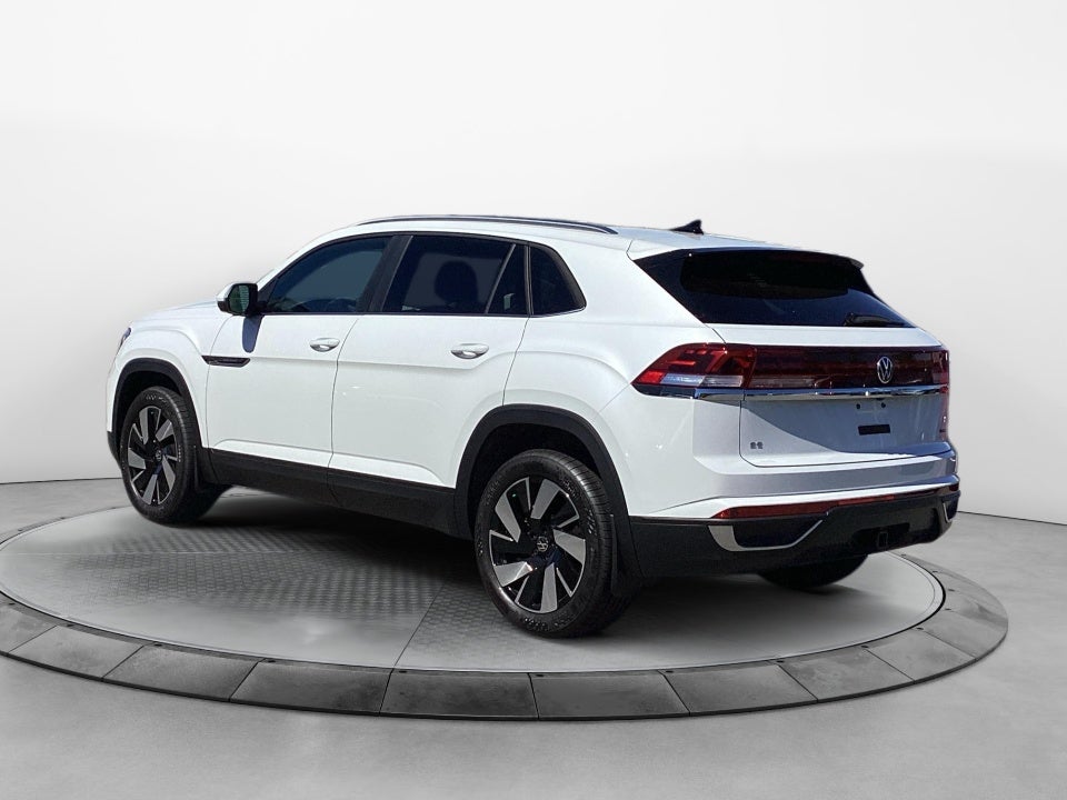 2026 Volkswagen Atlas Cross Sport SE with Technology
