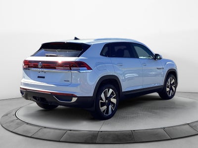 2026 Volkswagen Atlas Cross Sport SE with Technology