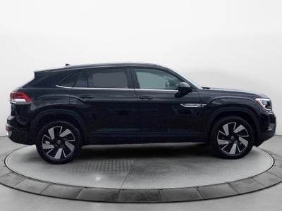 2026 Volkswagen Atlas Cross Sport SE with Technology