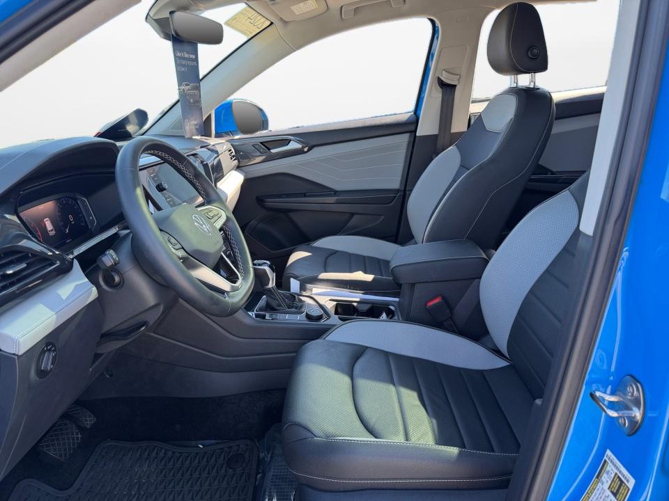 2024 Volkswagen Taos SEL