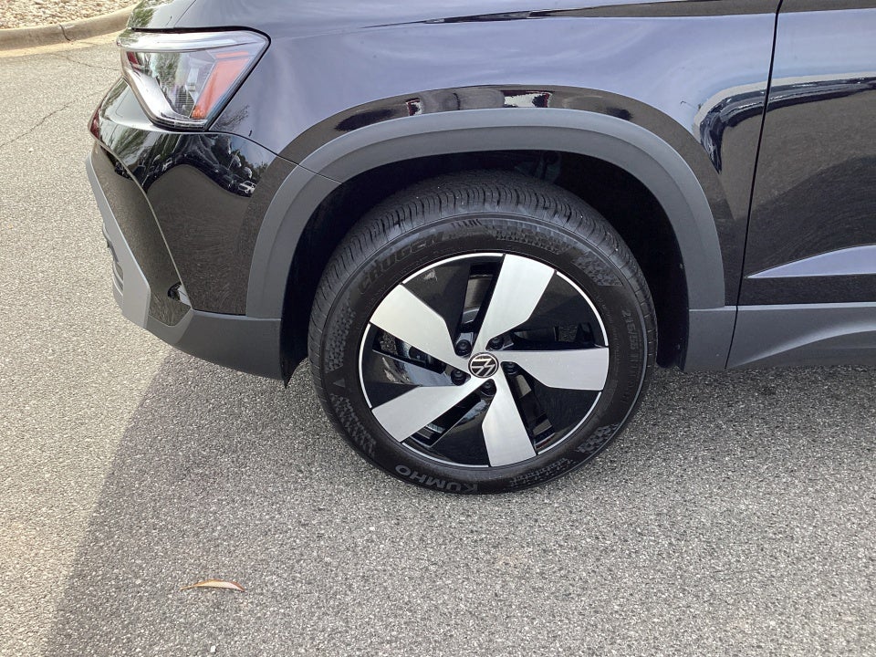 2025 Volkswagen Taos S