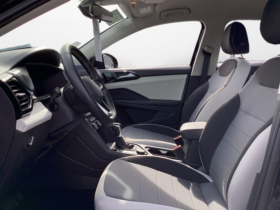 2025 Volkswagen Taos S