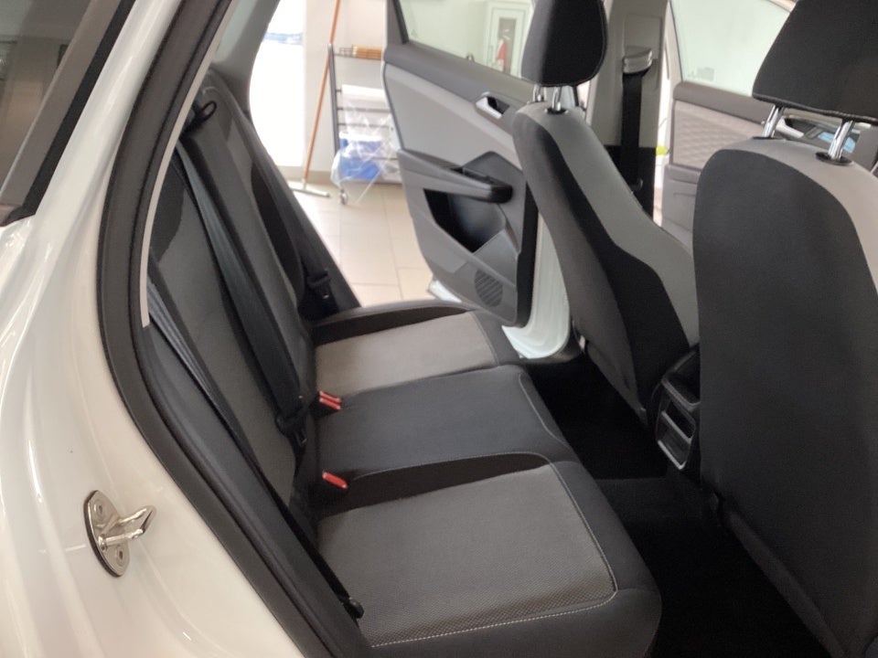 2022 Volkswagen Taos 1.5T S