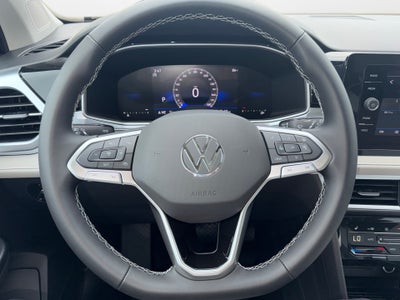 2026 Volkswagen Taos SE