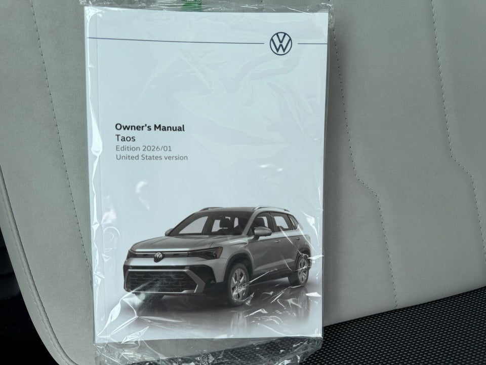 2026 Volkswagen Taos SE