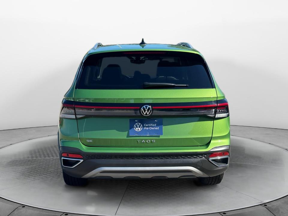 2026 Volkswagen Taos SE