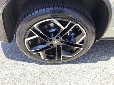 2026 Volkswagen Tiguan SEL R-Line Turbo