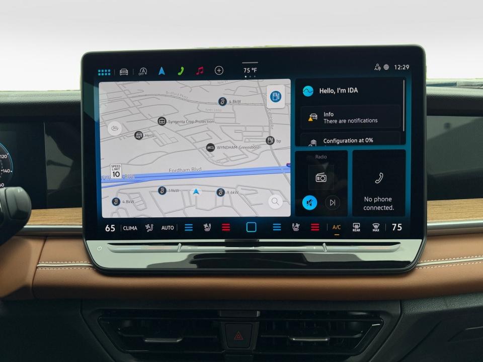 2027 Volkswagen Tiguan SEL R-Line Turbo