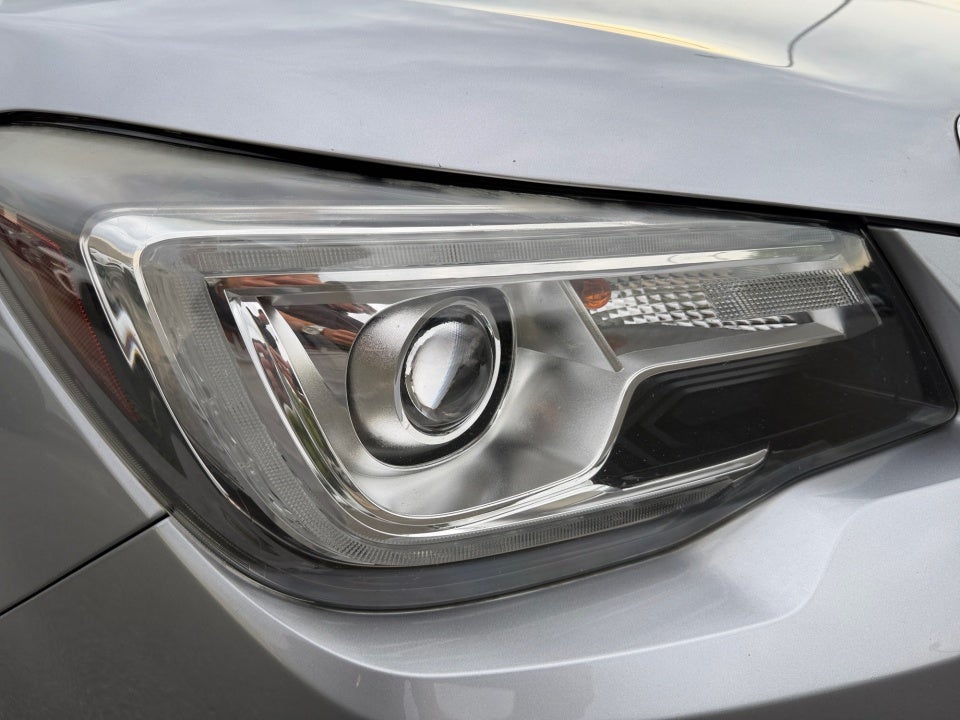 2018 Subaru Forester Premium Black Edition w/EyeSight