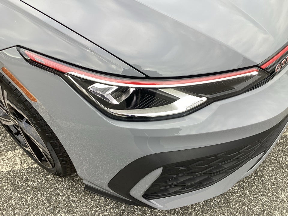 2026 Volkswagen Golf GTI SE