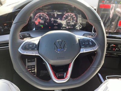 2026 Volkswagen Golf GTI SE