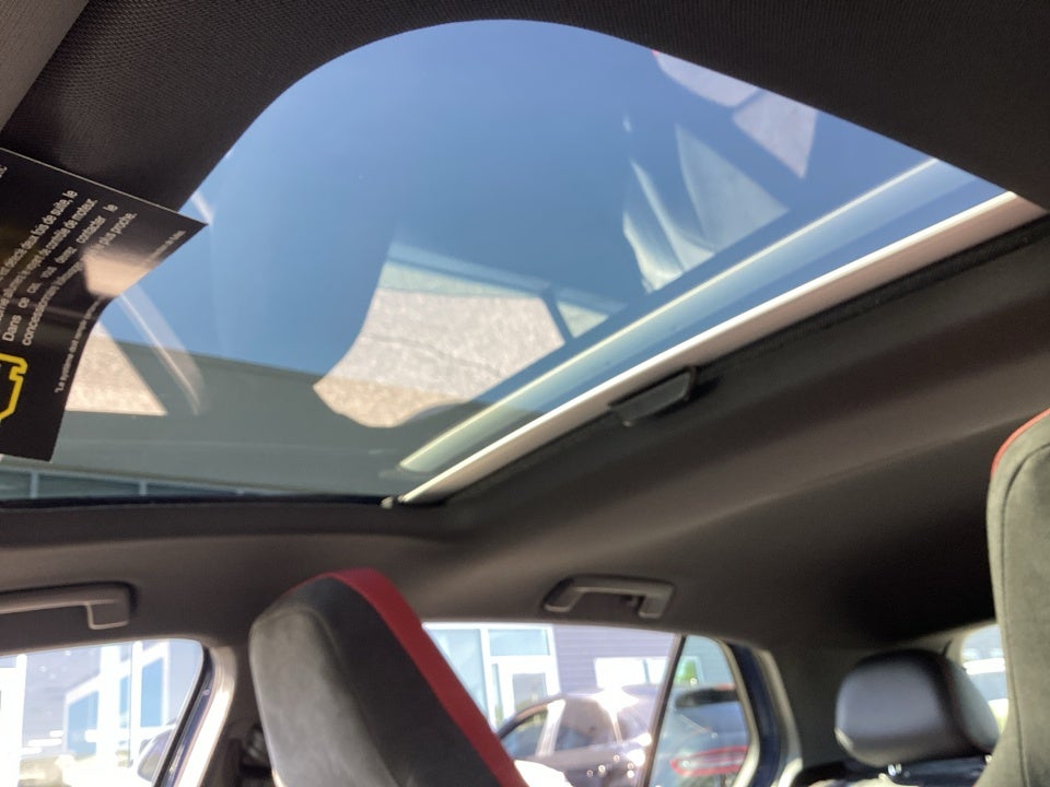 2026 Volkswagen Golf GTI SE
