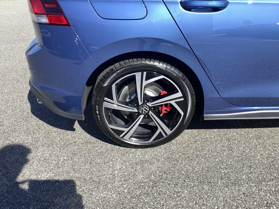 2026 Volkswagen Golf GTI SE