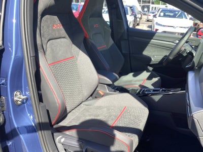 2026 Volkswagen Golf GTI SE