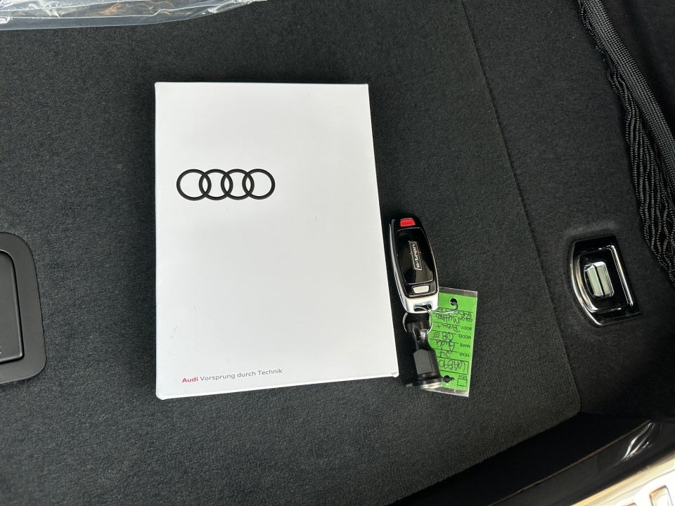 2024 Audi Q8 e-tron Premium Plus
