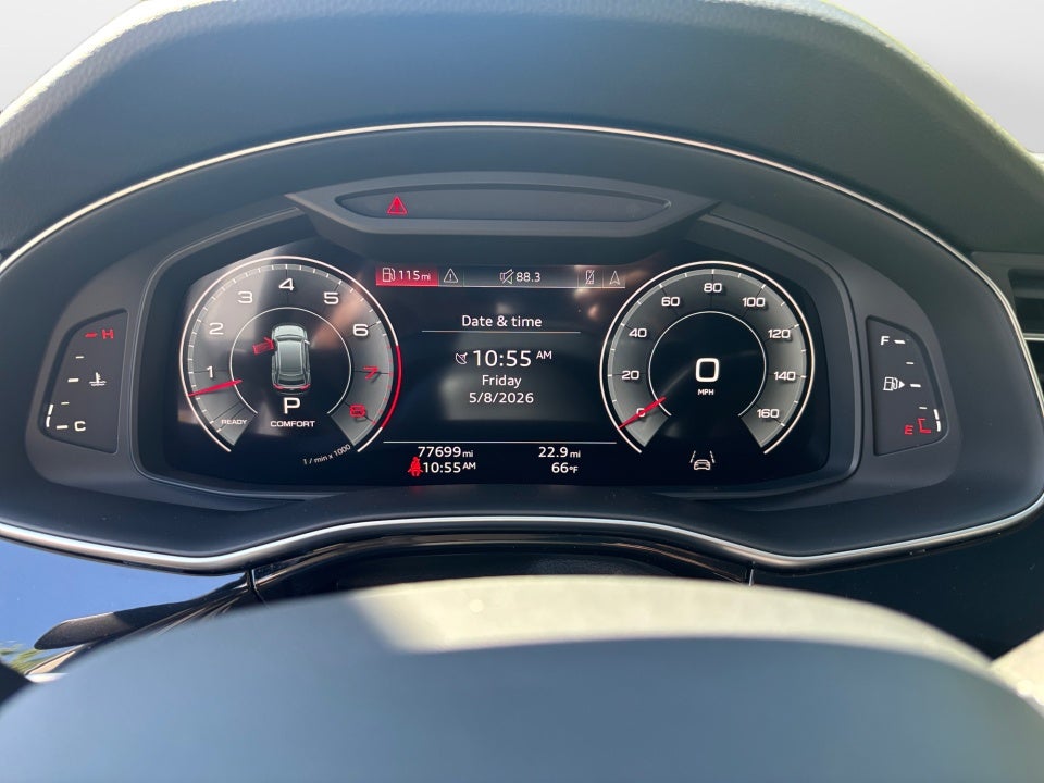 2023 Audi Q8 Premium Plus 55 TFSI quattro Tiptronic
