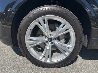 2023 Audi Q8 Premium Plus 55 TFSI quattro Tiptronic