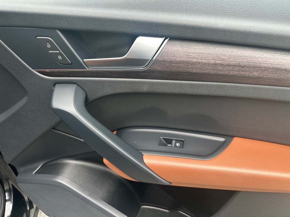 2023 Audi Q5 S line Premium