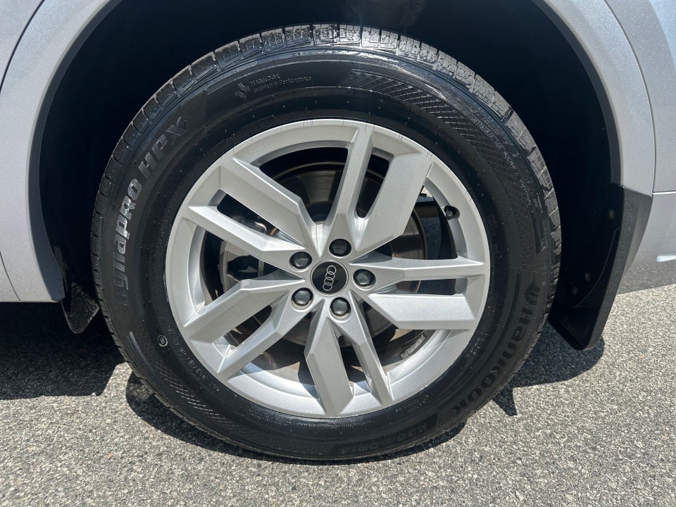 2023 Audi Q5 S line Premium
