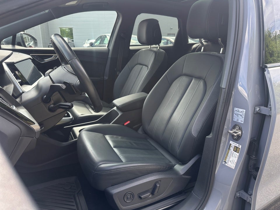 2024 Audi Q4 e-tron Premium Plus