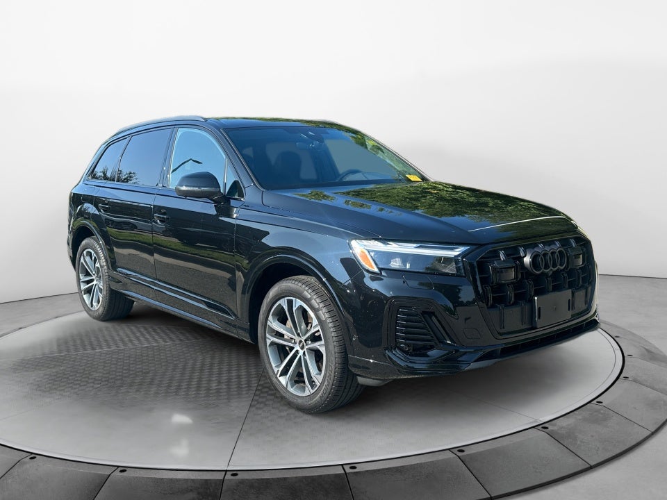 2025 Audi Q7 Premium Plus