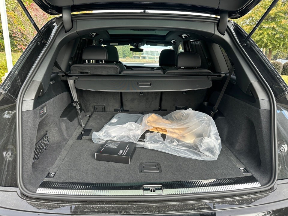 2025 Audi Q7 Premium Plus