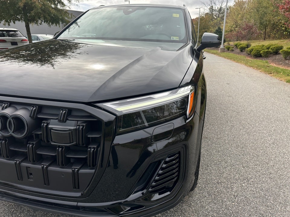 2025 Audi Q7 Premium Plus