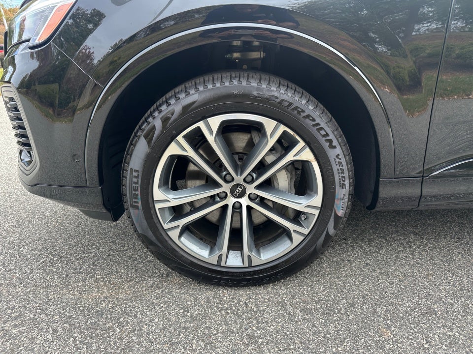 2025 Audi Q7 Premium Plus