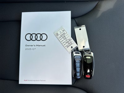 2025 Audi Q7 Premium Plus