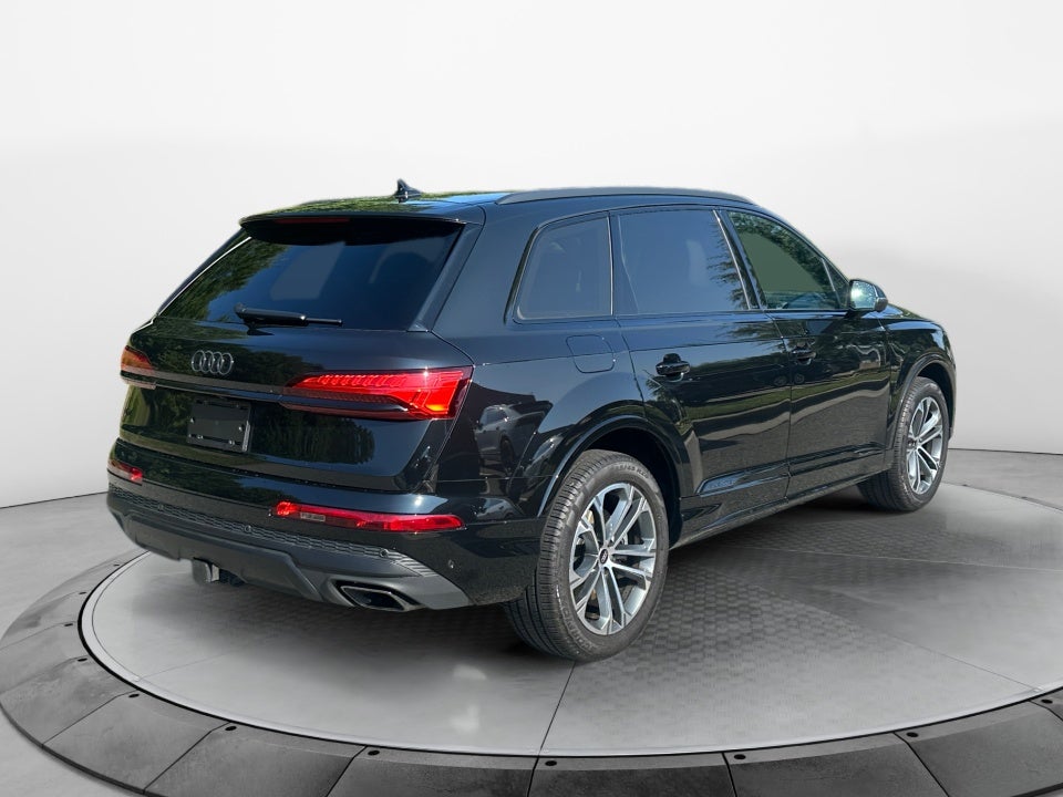 2025 Audi Q7 Premium Plus