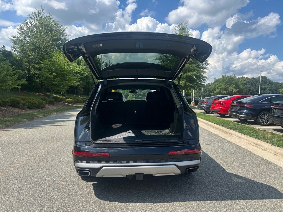 2025 Audi Q7 Premium Plus