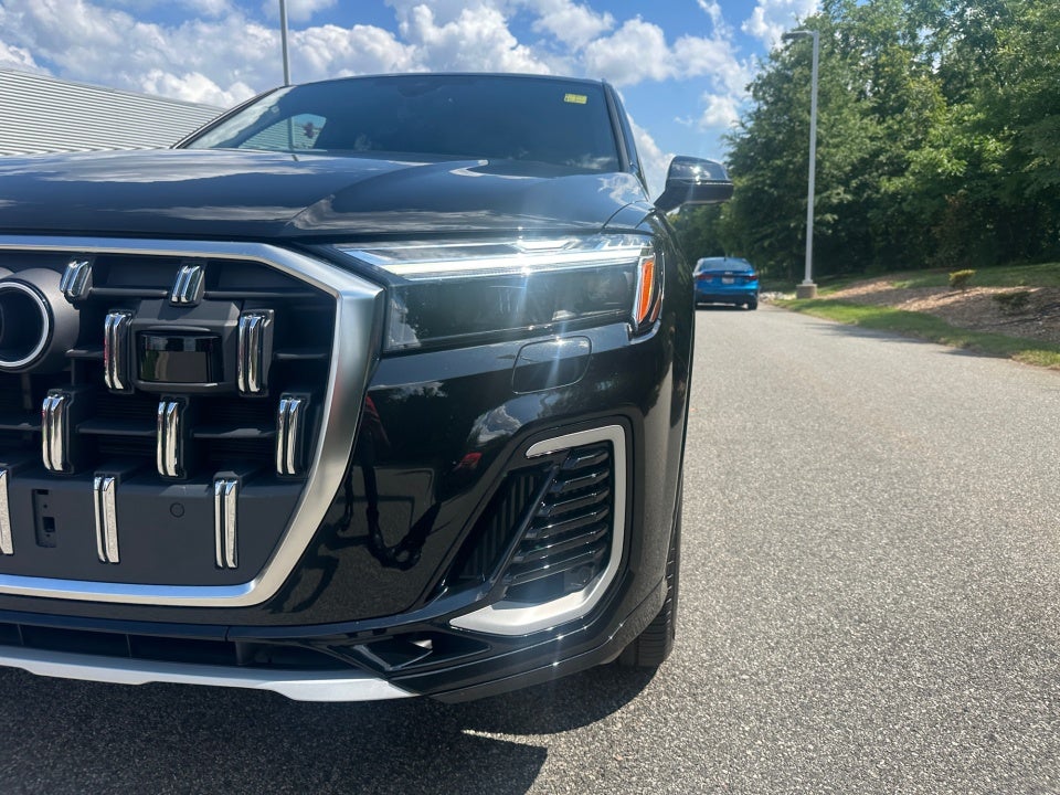 2025 Audi Q7 Premium Plus