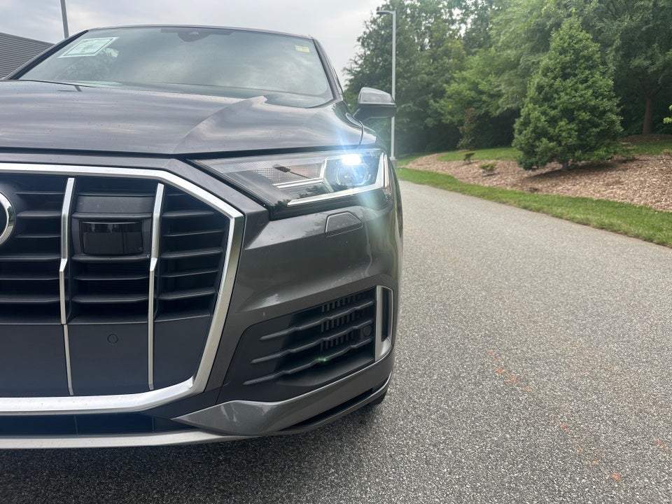 2022 Audi Q7 Premium Plus