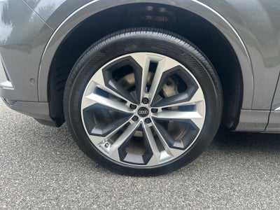 2022 Audi Q7 Premium Plus