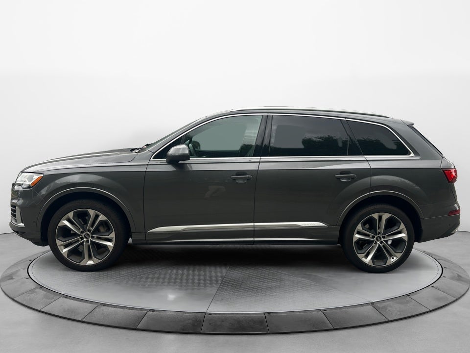 2022 Audi Q7 Premium Plus