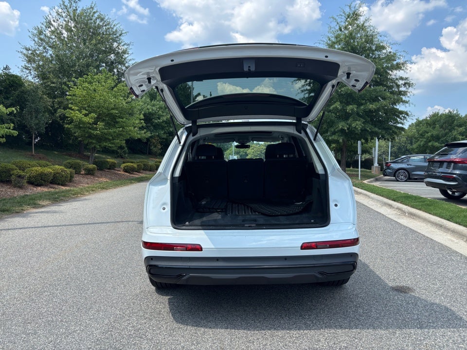 2023 Audi Q7 Prestige