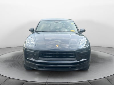 2022 Porsche Macan AWD