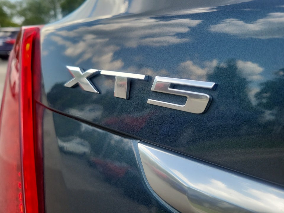 2019 Cadillac XT5 Premium Luxury FWD