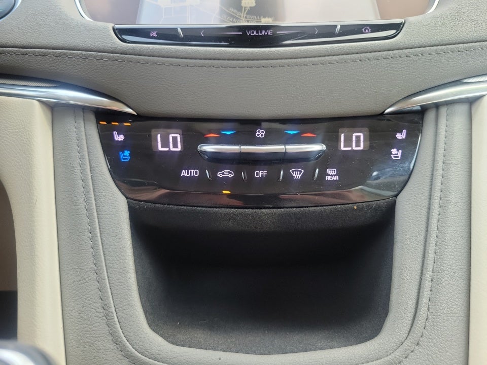 2019 Cadillac XT5 Premium Luxury FWD