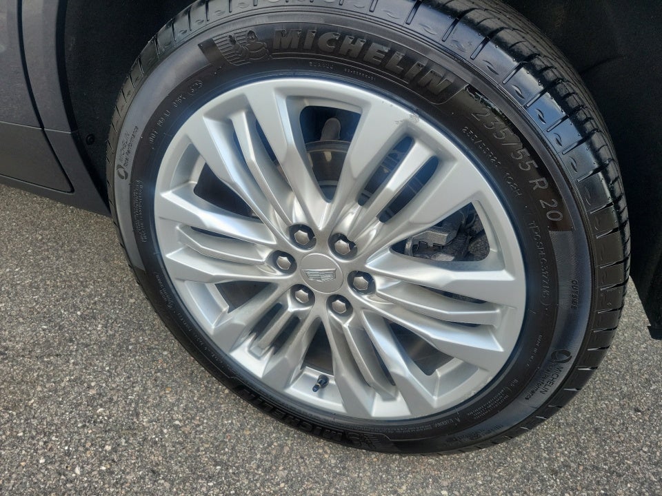 2019 Cadillac XT5 Premium Luxury FWD