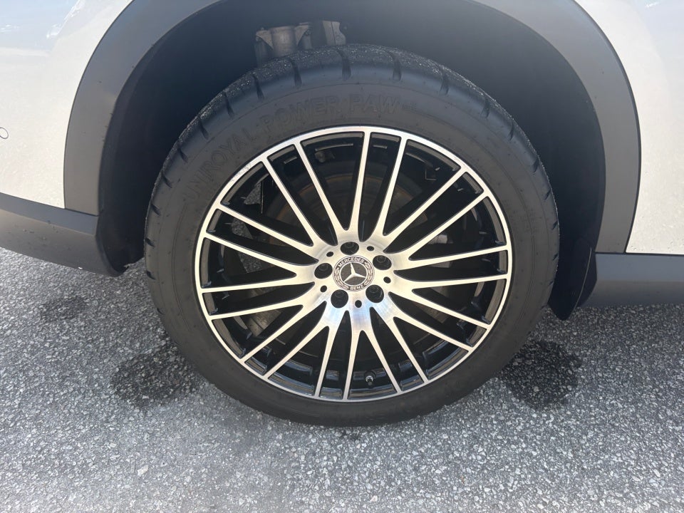 2023 Mercedes-Benz GLC 300 GLC 300
