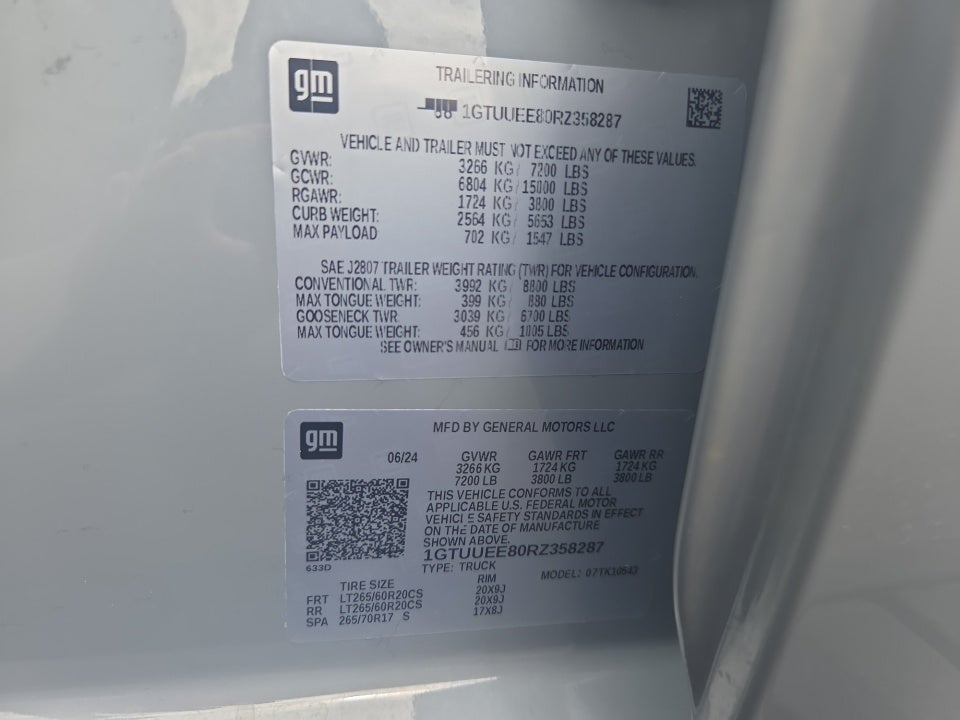 2024 GMC Sierra 1500 AT4