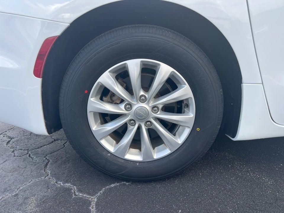 2018 Chrysler Pacifica Touring L