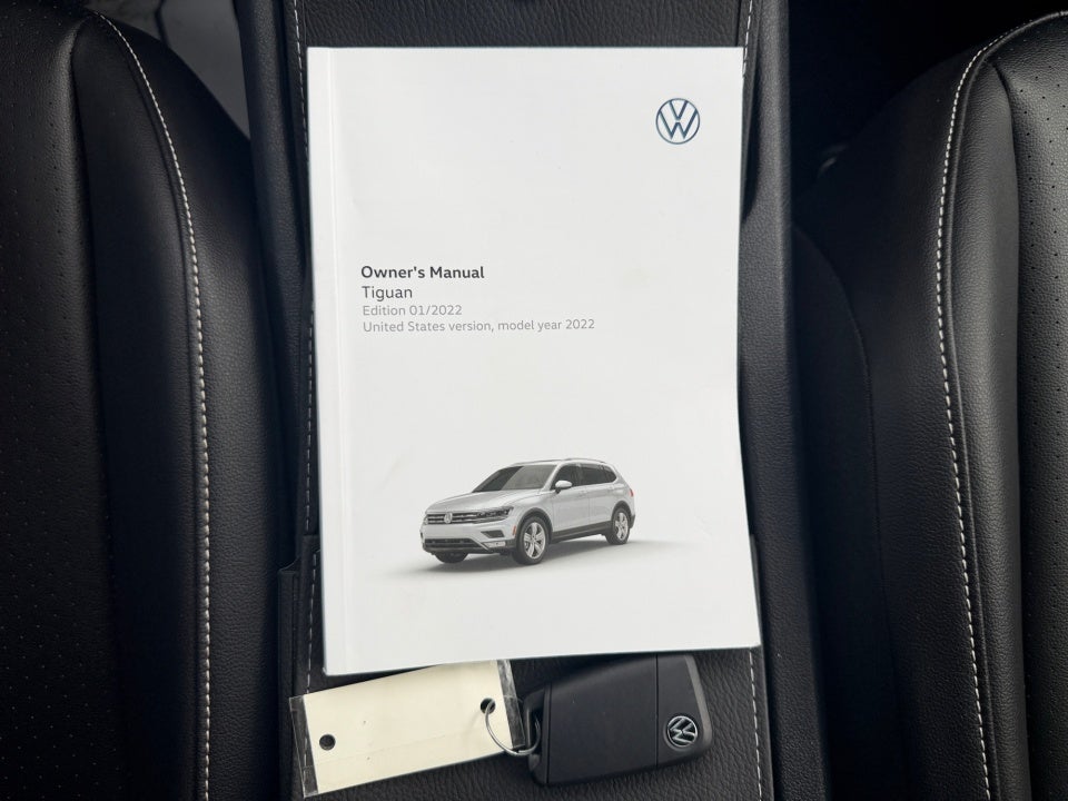 2022 Volkswagen Tiguan SE R-Line Black