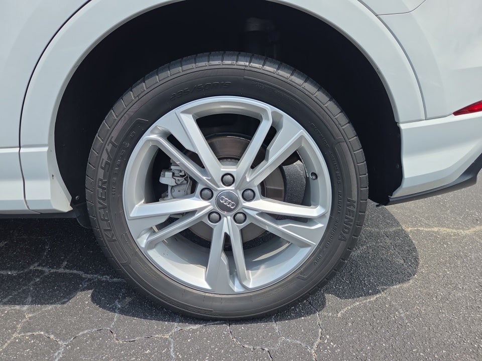 2019 Audi Q3 S line Premium Plus