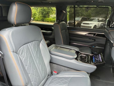 2023 Jeep Grand Wagoneer L Series III