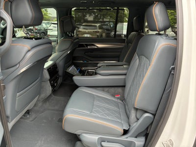 2023 Jeep Grand Wagoneer L Series III